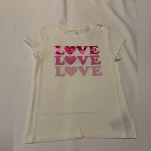 GAP Kids LOVE Heart Graphic Tee Size 6/7 NWT